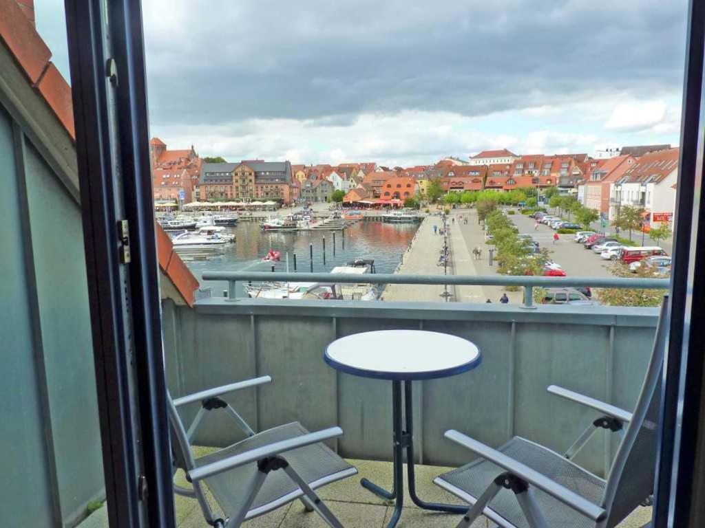 Ferienwohnung "Am Yachthafen" Objekt Id 12104-7 Waren  Bagian luar foto