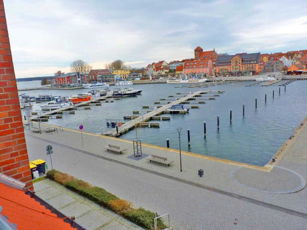 Ferienwohnung "Am Yachthafen" Objekt Id 12104-7 Waren  Bagian luar foto